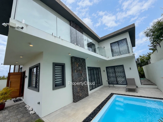 À Vendre | Villa Privée Avec Piscine | Trou-Aux-Biches | À Proximité De L’Une Des Plus Belles Plages De L’Île Maurice...