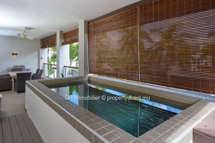 Appartement RES d exception à Bain Boeuf avec piscine privée et vue sur le lagon de Grand Baie