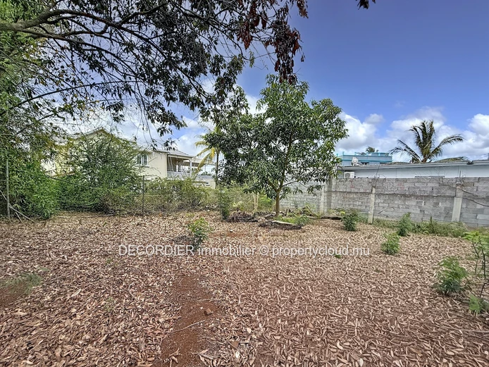Residential plot for sale in Pointe aux Piments