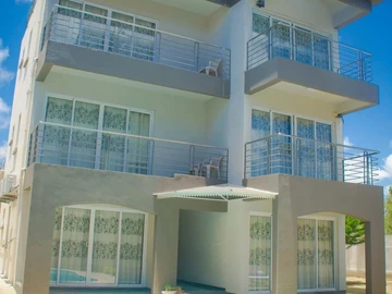 22 Bedroom Hotel