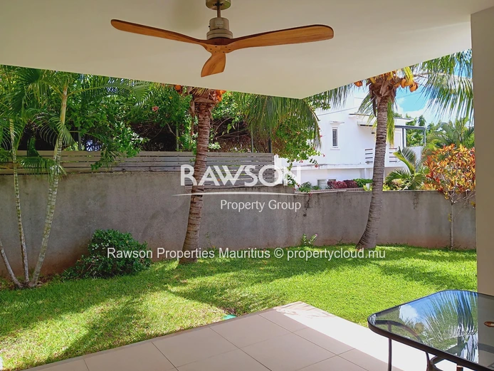 Propriété De 4 Chambres Avec Piscine Privée Dans Quartier Résidentiel Recherché De Tamarin