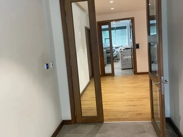 Bureau de 6 Chambres