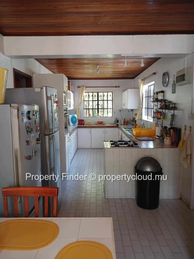 4 Bedroom Villa - Tamarin 