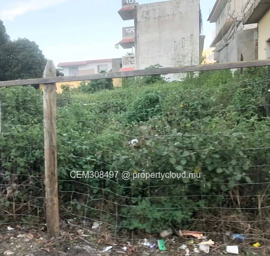 12.75 Perches Residential Land for Sale – Beau-Bassin 
