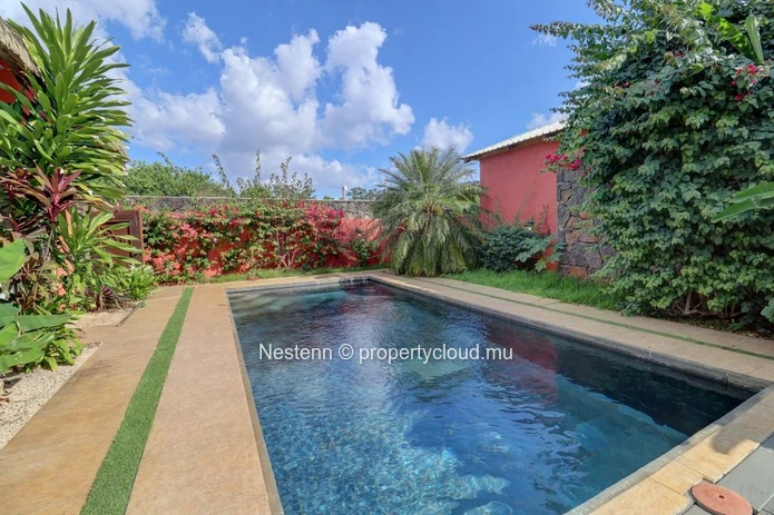 Charming villa in a secure residence in Pointe aux Piments