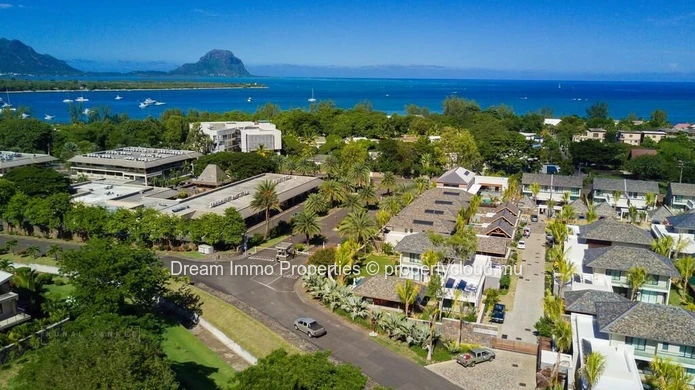 3-bedroom villa in an estate between the sea and the mountains in Black River - Mauritius