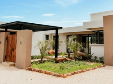 4 Bedroom Villa