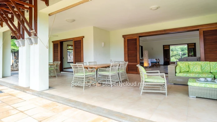 Villa Fairway Garden - Tamarina