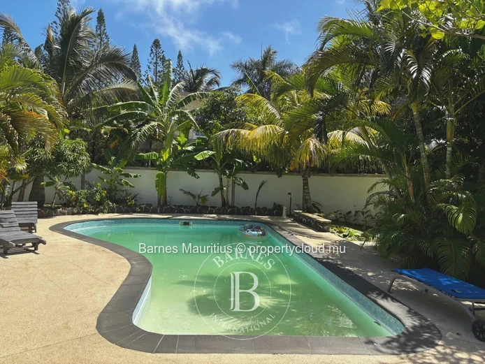BLUE BAY - Villa with Swimming Pool - 3 Bedrooms