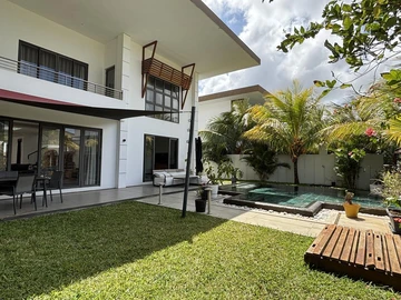 4 Bedroom Villa