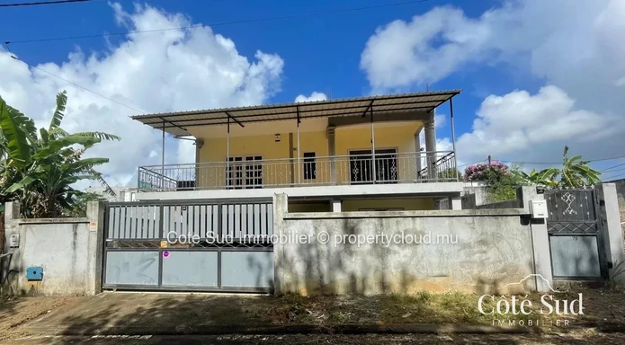 Prestigieux maison de 241 m² avec jardin et terrasse à Mahébourg