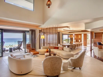 4 Bedroom Villa