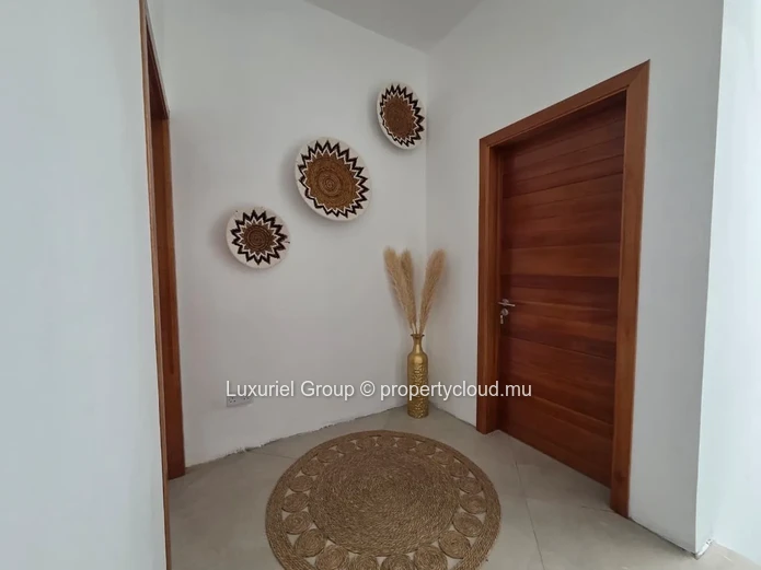 Brand-New Villa With Private Pool For Rent – Calodyne