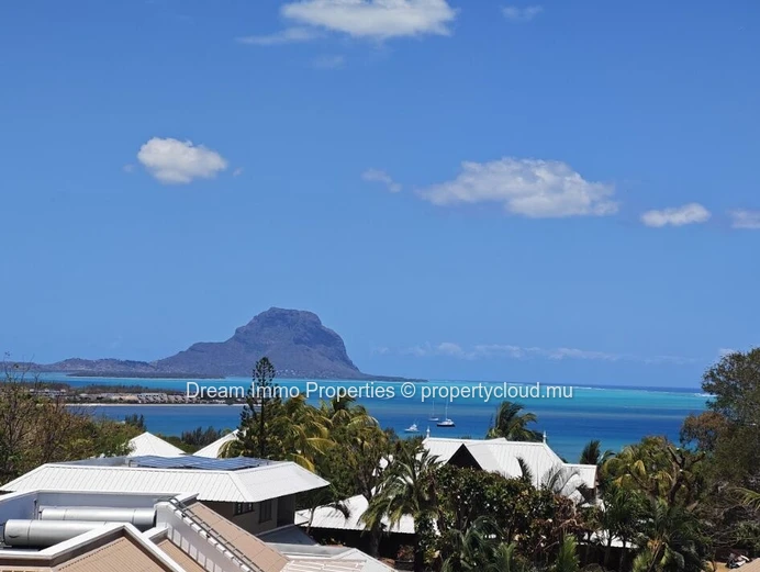Stunning Apartment With Sea View & Private Pool In Black River – Mauritius