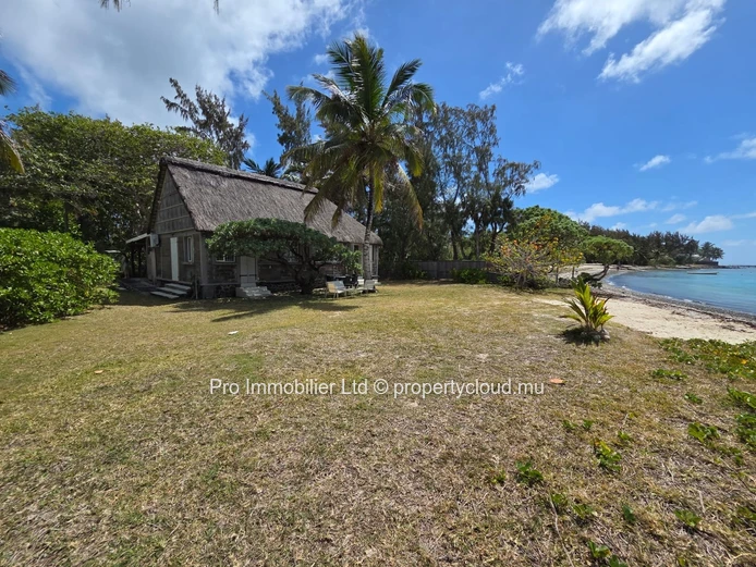 Stunning Beachfront Land/Villa For Sale , Trou D’Eau Douce, Mauritius