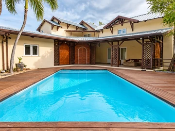 4 Bedroom Villa