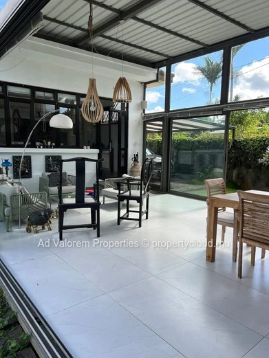Charmante maison familiale à vendre dans un quartier recherché de Curepipe!