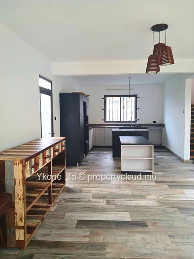Villa For Sale In Vacoas