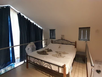 7 Bedroom Apartment