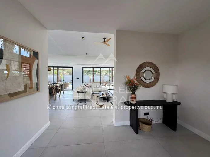 Contemporary Resale Villa – Eco Savanah, Black River
