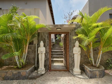 4 Bedroom Villa