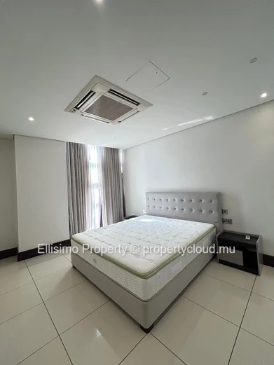 À Louer – Appartement Moderne de 3 Chambres à La Croisette, Grand Baie