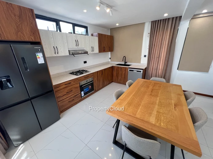 For Rent | Modern 3-Bedroom Villa With Pool | Grand Bay