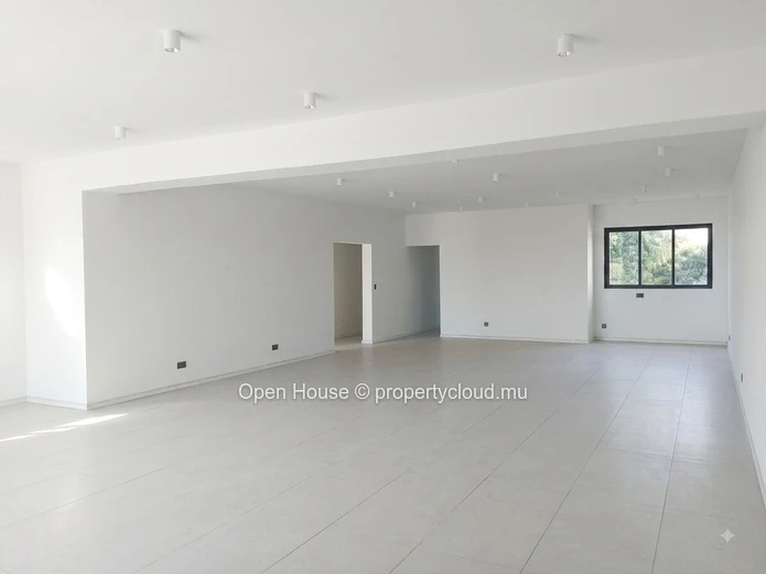 Appartement de 230 m² avec 3 chambres à vendre à Tamarin (Mandat exclusif)