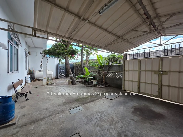 À VENDRE : Appartment à Mont Roches