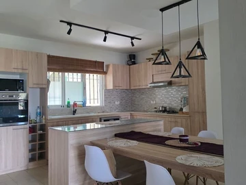 3 Bedroom Townhouse, Duplex