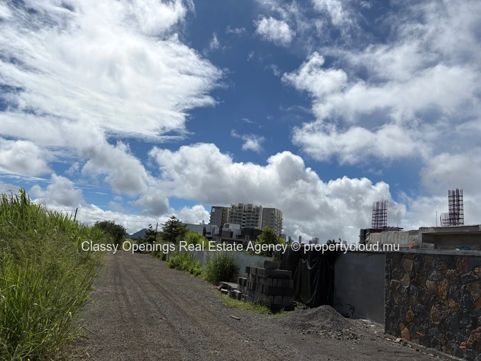Terrain 4 225 m² Sodnac — Dégagé, vue montagne, proche commerces