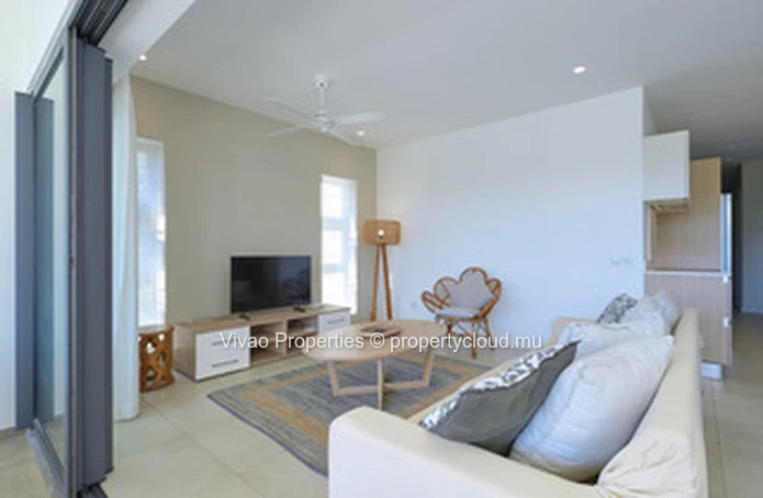 Cozy apartment accessible to foreigners for sale in Pointe aux Canonniers, 131m², 3 bedrooms, shared pool, garden, se...