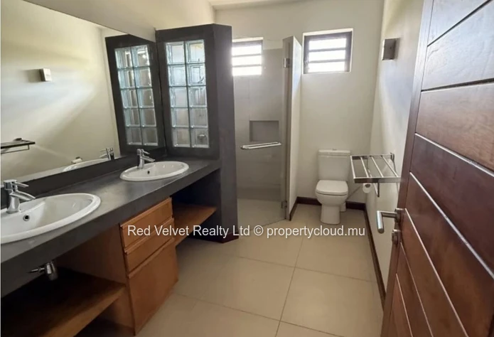 Villa de luxe de 4 chambres à louer à Tamarin