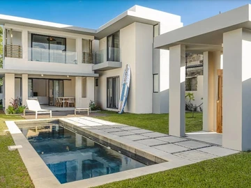4 Bedroom Villa