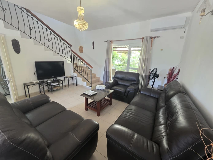 À louer : Duplex dans une résidence sécurisée à Grand Gaube