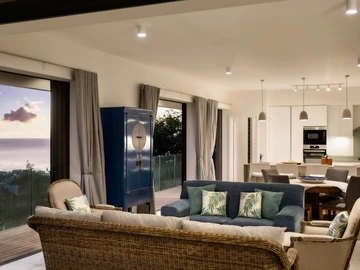 5 Bedroom Villa