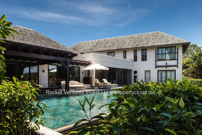 Luxury Villa for Sale in Anahita – East Coast