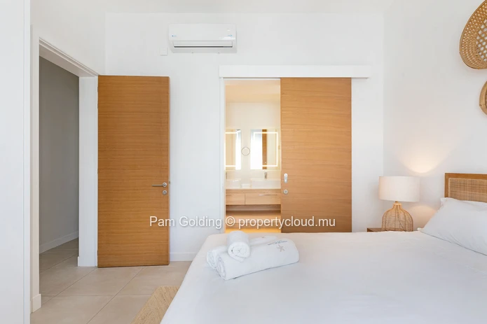 Appartement de 3 chambres au premier étage avec vue sur l’océan à vendre à Grand Gaube, Île Maurice