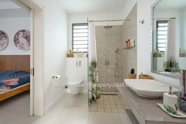 For Sale – 4-Bedroom Villa – Grand Baie, North – Accessible To Foreigners