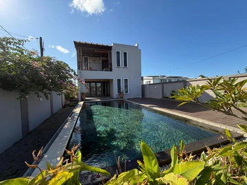 4 Bedroom Villa