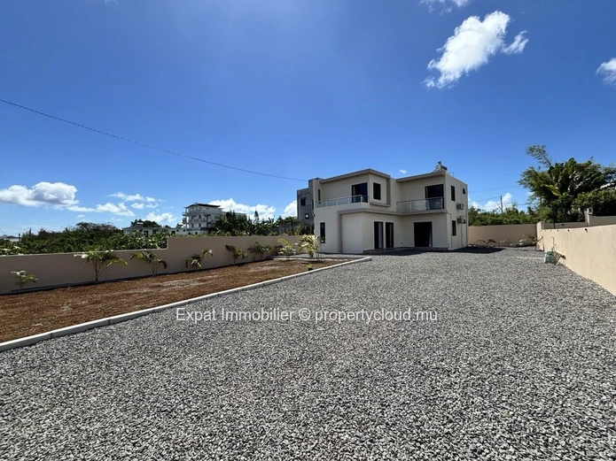 New 4-Bedroom Villa – Space & Freedom In Pereybere
