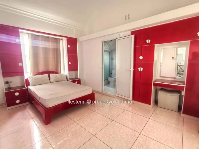 Spacious 4 bedrooms villa