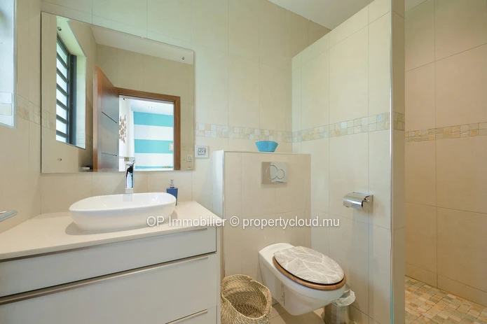RES Villa for sale