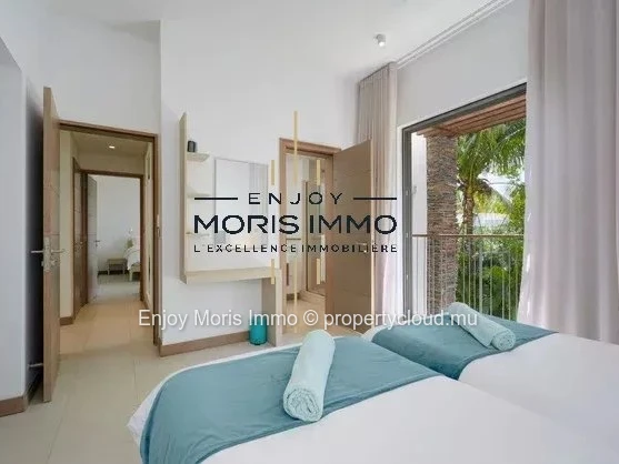 Luxury Apartment in Mont Choisy with Pool & Golf Access