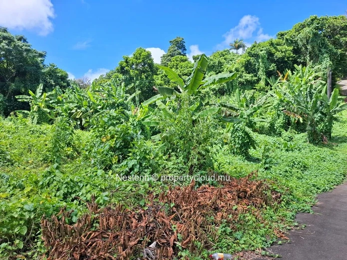 Residential plot of 2,089 m² in a very good location