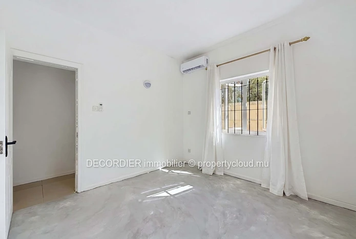 House for Sale – Pereybere