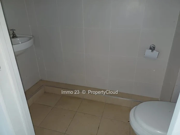 Office - 31.3m2 - Rose Hill - Ref. BU82013LO