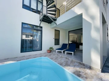 4 Bedroom Villa