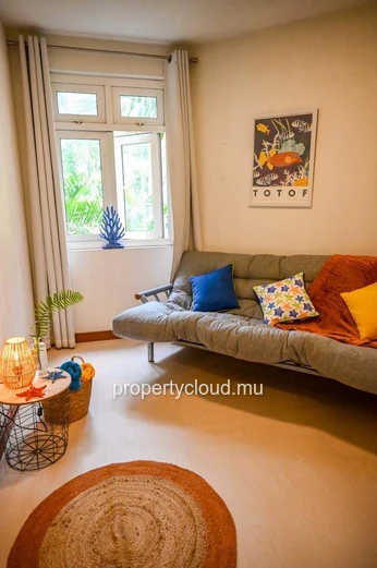 FOR RENT – Superb beachfront apartment in Grand Baie