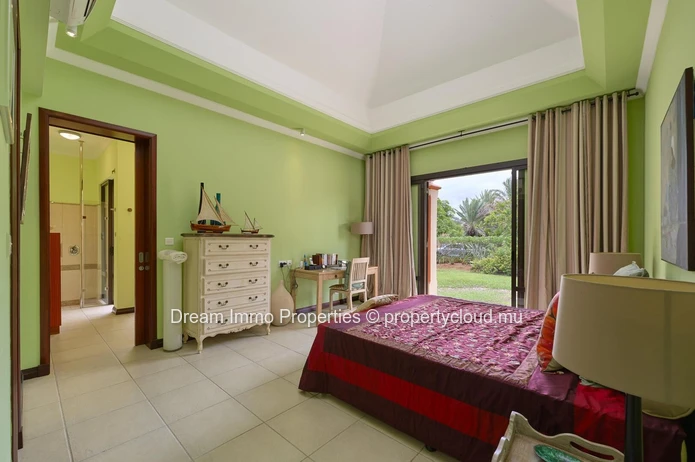 Spacious Tropical Villa On A Huge Land With Mountain Views & Sea Access At Tamarina Golf Resort - Mauritius